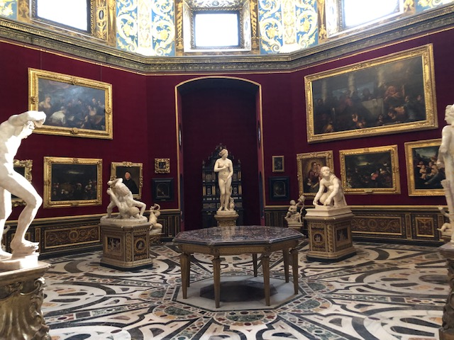 イタリア旅行】フィレンツェ・ウッフィツィ美術館の「メディチの